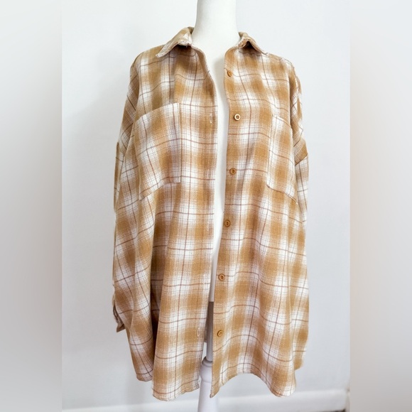 Boohoo Tops - Boohoo Oversized Flannel